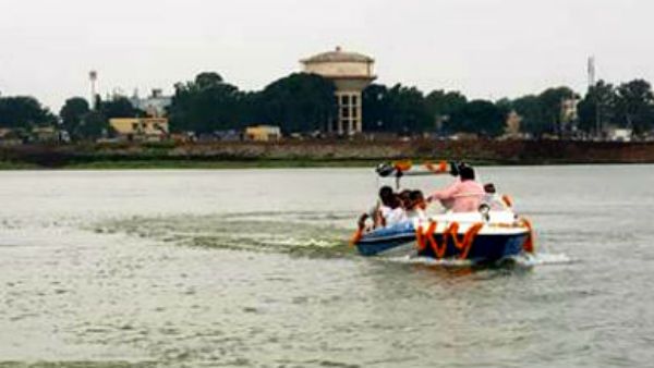 ಮದುವೆ ಕಾರ್ಡ್ ಕೊಡಲು ಹೊರಟವರು ಸೇರಿದ್ದು ಮಾತ್ರ ಮಸಣ!