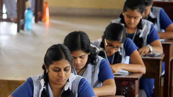 ಪಿಯು ವಿದ್ಯಾರ್ಥಿಗಳ ಭಯ ಕೊರೊನಾವೋ? ಅಥವಾ ಇಂಗ್ಲೀ‍ಷೋ?