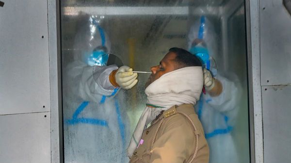 ಕೊರೊನಾ ವಿರುದ್ಧ ಹೋರಾಟ: ದಿಟ್ಟ ನಿರ್ಧಾರ ತೆಗೆದುಕೊಂಡ ದೆಹಲಿ ಸರ್ಕಾರ