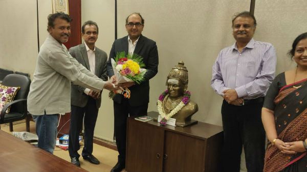 ದುಬೈನಲ್ಲಿ ವಿಶ್ವಗುರು ಬಸವಣ್ಣನ ಪ್ರತಿಮೆ ಸ್ಥಾಪನೆ