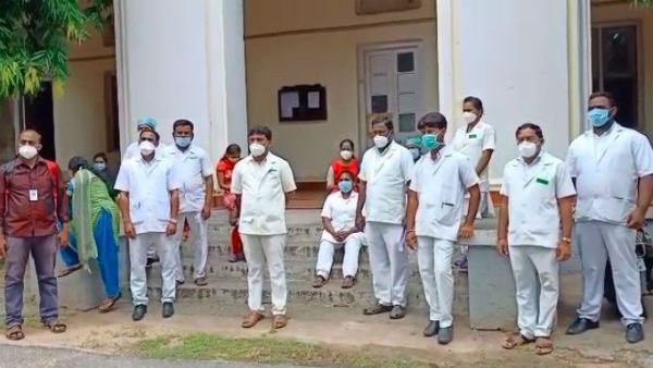 ಮೈಸೂರು: ಕೆ.ಆರ್‌ ಆಸ್ಪತ್ರೆಯಲ್ಲಿ ಸ್ಟಾಫ್ ನರ್ಸ್‌ ಗಳ ಪ್ರತಿಭಟನೆ