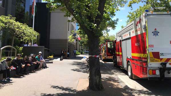 100 ವರ್ಷಗಳ ಬಳಿಕ ಆಸ್ಟ್ರೇಲಿಯಾದಲ್ಲಿ ಗಡಿಗಳು ಬಂದ್!