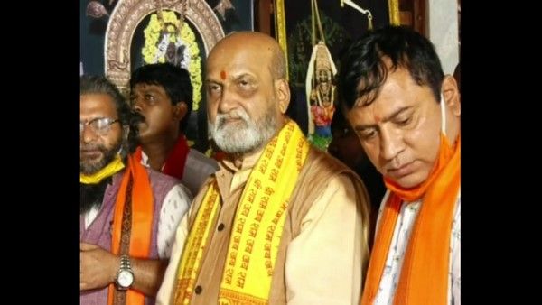 ರಾಮಮಂದಿರಕ್ಕೆ ಅಂಜನಾದ್ರಿ ಕಲ್ಲು: ಪೇಜಾವರ ಶ್ರೀಗಳ ಮೂಲಕ ಅಯೋಧ್ಯೆಗೆ