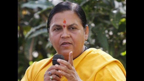 ಬಾಬ್ರಿ ಮಸೀದಿ ಧ್ವಂಸ ಕೇಸ್: ಕೋರ್ಟ್ ಕಟಕಟೆಯಲ್ಲಿ ನಿಂತ ಉಮಾ ಭಾರತಿ