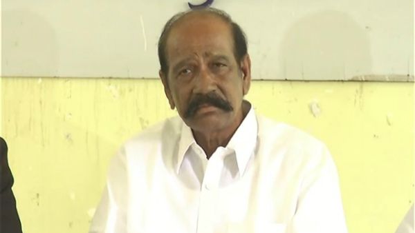 ನಾನೂ ಬಳ್ಳಾರಿ ದುರ್ಗಮ್ಮನ ಗುಡಿಗೆ ಬರ್ತಿನಿ, ನೀನು ಬಾ: ಸಚಿವ ಶ್ರೀರಾಮುಲುಗೆ ಸವಾಲು