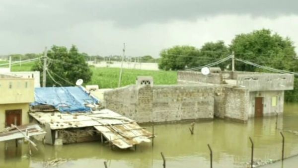 ಉಕ್ಕಿಹರಿದ ಘಟಪ್ರಭೆ: ಮುಧೋಳ ತಾಲೂಕಿನ ಮಿರ್ಜಿ ಗ್ರಾಮ ಜಲಾವೃತ