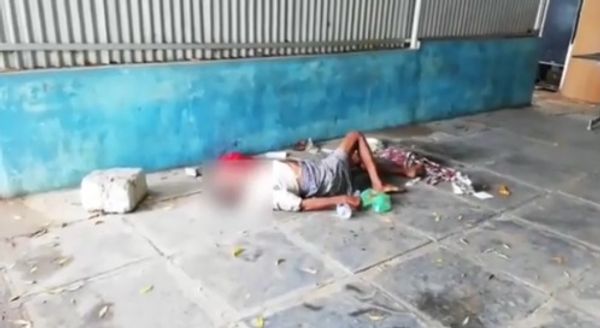 ಕೊರೊನಾ ಸೋಂಕಿತನ ಶವವನ್ನು ಕಚ್ಚಿತಿಂದ ಬೀದಿನಾಯಿಗಳು