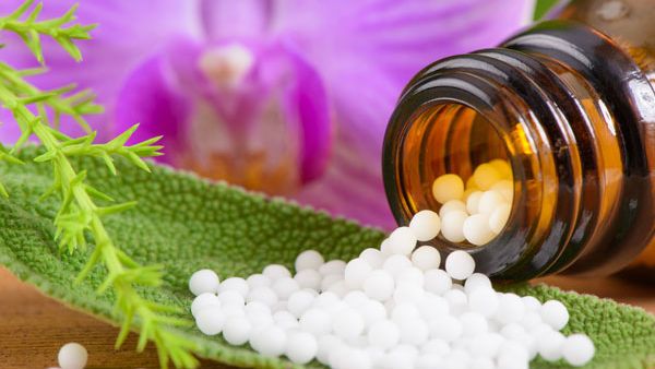 ಕೊರೊನಾ: ಗುಜರಾತಿನ ಅರ್ಧದಷ್ಟು ಜನತೆಗೆ ಹೋಮಿಯೋಪತಿ ಔಷಧ