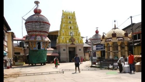 ಕೊರೊನಾ ಎಫೆಕ್ಟ್: ಕೃಷ್ಣ... ಕೃಷ್ಣ... ಮಠ ನಡೆಸುವುದೂ ಕಷ್ಟ, ಕೋಟಿ ಸಾಲಕ್ಕೆ ಉಡುಪಿ ಕೃಷ್ಣಮಠ ಮೊರೆ!
