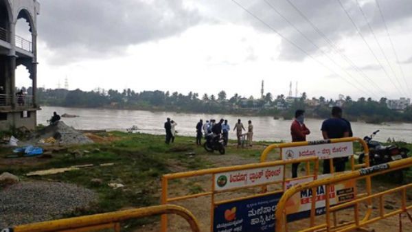 ಶಿವಮೊಗ್ಗ: ತುಂಗಾನದಿಗೆ ಹಾರಿ ಯುವ ಪ್ರೇಮಿಗಳ ಆತ್ಮಹತ್ಯೆ ಯತ್ನ