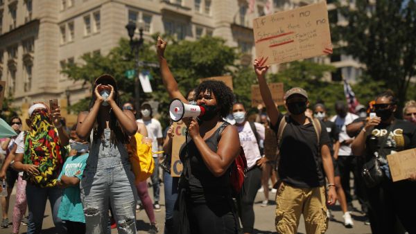 ಭಾರತ ಮೂಲದ ಜನರಿಗೆ ಅಮೆರಿಕದಲ್ಲಿ ಹಿಂಸೆ? ಜನಾಂಗೀಯ ದಾಳಿಯ ಭಯಾನಕ ಸತ್ಯ