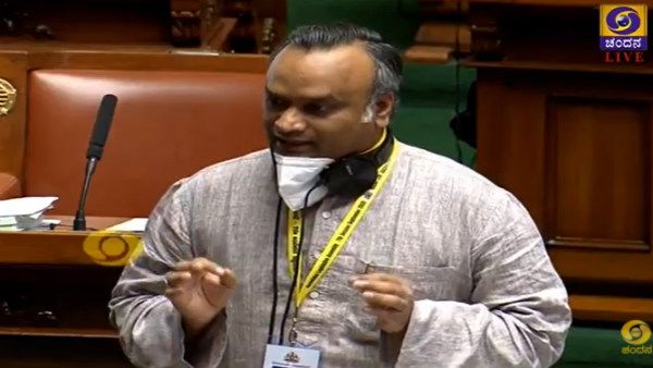 ಕೊರೊನಾ ಇದ್ದರೂ ವಿಧಾನಸಭೆ ಕಲಾಪಕ್ಕೆ ಬಂದರಾ ಪ್ರಿಯಾಂಕ್ ಖರ್ಗೆ?