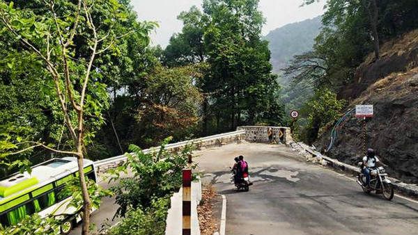 ಆಗುಂಬೆ ಘಾಟಿಯಲ್ಲಿ ಭಾರಿ ವಾಹನ ನಿಷೇಧ: ಬದಲಿ ಮಾರ್ಗ ಬಳಸಲು ಕ್ರಮ