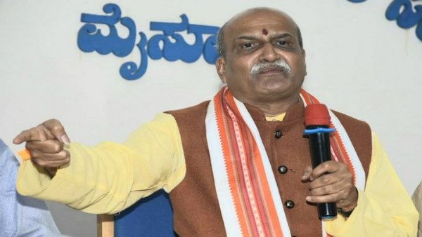 ರಾಜಕಾರಣಿಗಳಿಂದಲೇ ಡ್ರಗ್ಸ್ ದಂಧೆ: ಪ್ರಮೋದ್ ಮುತಾಲಿಕ್ ಗಂಭೀರ ಆರೋಪ