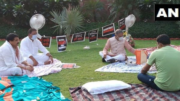 ರಾಜ್ಯಸಭೆ ಗದ್ದಲ: ಉಪವಾಸ ಪ್ರತಿಭಟನೆಗೆ ಮುಂದಾದ ಉಪಾಧ್ಯಕ್ಷ ಹರಿವಂಶ್ ಸಿಂಗ್