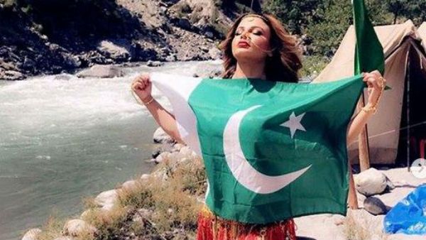 Fact Check: ರಾಖಿ ಸಾವಂತ್ ಪಾಕಿಸ್ತಾನ ಧ್ವಜವನ್ನು ಅಪ್ಪಿಕೊಂಡಿದ್ದೇಕೆ?