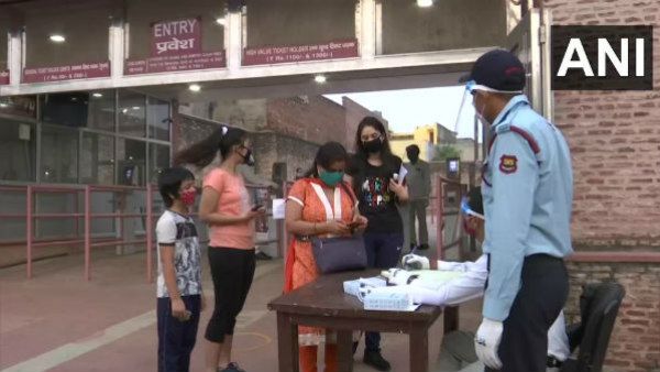 Unlock 4.0: ತಾಜ್ ಮಹಲ್ ನಲ್ಲಿ ಸಾರ್ವಜನಿಕರ ಪ್ರವೇಶಕ್ಕೆ ಅನುಮತಿ