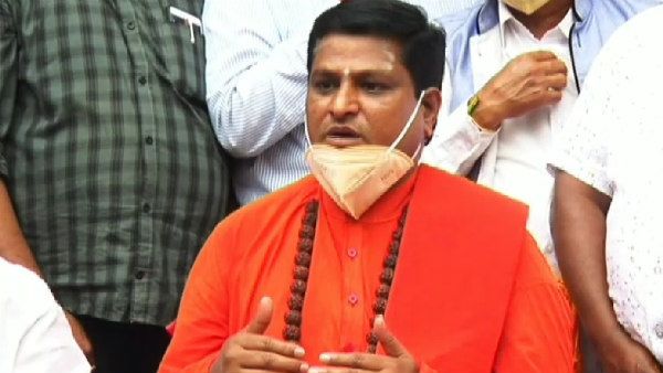 ನುಡಿದಂತೆ ನಡೆಯದಿದ್ದರೆ ಬಿಜೆಪಿಗೂ ಪಾಠ: ಪ್ರಸನ್ನಾನಂದಪುರಿ ಶ್ರೀ ಗುಡುಗು