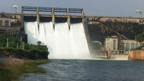 ಭದ್ರಾ ಜಲಾಶಯದಿಂದ 8 ಸಾವಿರ ಕ್ಯೂಸೆಕ್ಸ್ ನೀರು ಬಿಡುಗಡೆ