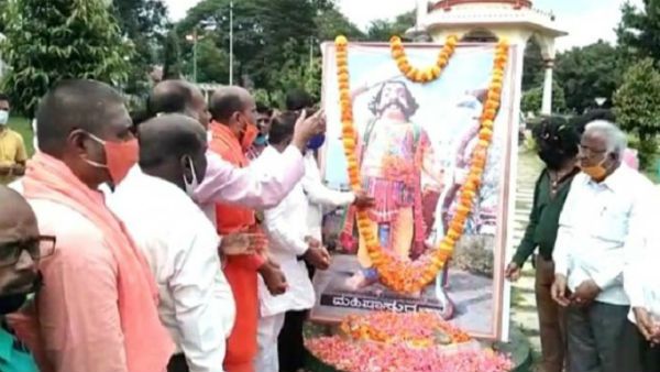 ಮೈಸೂರು: ವಿರೋಧದ ನಡುವೆಯೂ ಮಹಿಷ ದಸರಾಕ್ಕೆ ಚಾಲನೆ