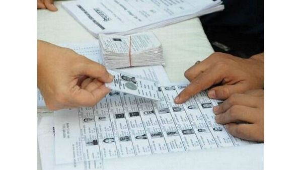 ಮತ ಚಲಾಯಿಸಲು ಮತದಾರರ ಗುರುತಿನ ಪತ್ರ ಇಲ್ಲದಿದ್ದರೆ ಈ ದಾಖಲೆ ತನ್ನಿ!