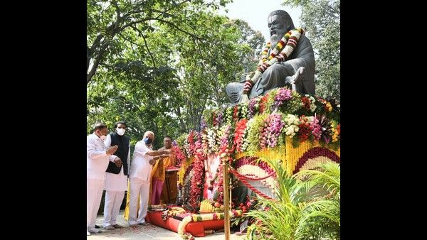 ವಾಲ್ಮೀಕಿ ಜಯಂತಿ ಹಿನ್ನೆಲೆ ಮಹರ್ಷಿ ವಾಲ್ಮೀಕಿ ಪ್ರಶಸ್ತಿ ಪ್ರಕಟ!