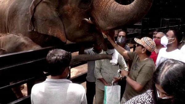 ಮೈಸೂರು ಮೃಗಾಲಯಕ್ಕೆ ಕುಟುಂಬ ಸಮೇತ ಭೇಟಿ ಕೊಟ್ಟ ಶಿವರಾಜ್ ಕುಮಾರ್