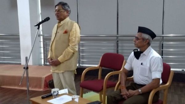 ಆರ್‌ಎಸ್ಎಸ್ ಸಭೆಯಲ್ಲಿ ಹಿಂದುತ್ವದ ಬಗ್ಗೆ ಉಪನ್ಯಾಸ ಕೊಟ್ಟ ಮಾಜಿ ಸಿಎಂ ಎಸ್‌ಎಂಕೆ!