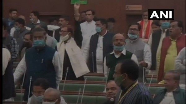 ಬಿಹಾರ ಅಧಿವೇಶನದಲ್ಲಿ ಗದ್ದಲ ಸೃಷ್ಟಿಸಿದ ಲಾಲೂ ಆಡಿಯೋ 