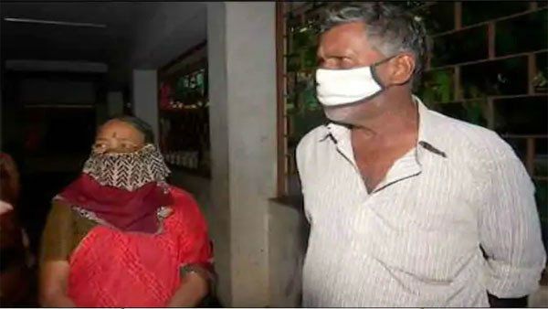 ಸುನಾಮಿಯಿಂದಾಗಿ ಆಶ್ರಯ ಪಡೆದಿದ್ದ ಪರಿಹಾರ ಕೇಂದ್ರಕ್ಕೆ ಮತ್ತೆ ಬಂದ ದಂಪತಿ