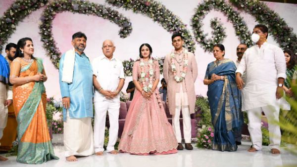ಡಿಕೆ ಶಿವಕುಮಾರ್ ಪುತ್ರಿ ಐಶ್ವರ್ಯ ನಿಶ್ಚಿತಾರ್ಥ: ಸಿಎಂ ಯಡಿಯೂರಪ್ಪ ಭಾಗಿ