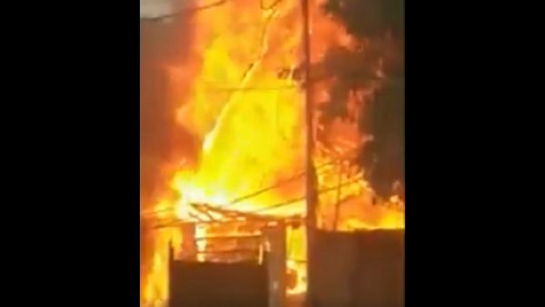 ಕೋಲ್ಕತ್ತಾದಲ್ಲಿ ಅಗ್ನಿ ಅವಘಡ; ಹೊತ್ತಿ ಉರಿದ ಕೊಳೆಗೇರಿ