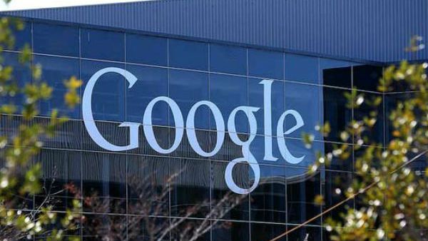 ಮಾರುವೇಷದಲ್ಲಿ ಬಳಕೆದಾರರ ದತ್ತಾಂಶ ಕದಿಯುತ್ತಿರುವ ಗೂಗಲ್ ವಿರುದ್ಧ ಮೊಕದ್ದಮೆ