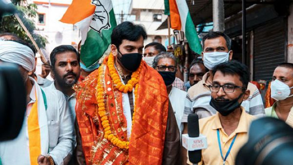 ಶತ್ರುಘ್ನ ಸಿನ್ಹಾ ಪುತ್ರ ಲವ ಸಿನ್ಹಾ ಸೋಲಿನ ಹಾದಿಯಲ್ಲಿ: ಎನ್‌ಡಿಎ ಮುನ್ನಡೆ