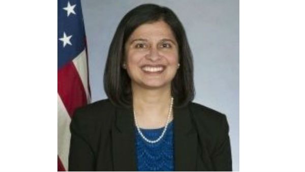 ಜಿಲ್ ಬೈಡನ್ ನೀತಿ ನಿರ್ದೇಶಕರಾಗಿ ಭಾರತ ಮೂಲದ ಮಾಲಾ ಅಡಿಗ ನೇಮಕ