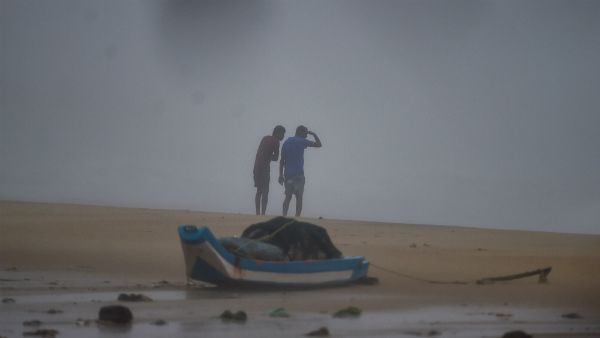 ತಮಿಳುನಾಡಿನ ಪ್ರವಾಹ ಪರಿಸ್ಥಿತಿ ಬಗ್ಗೆ ಸಿಎಂ ಜೊತೆಗೆ ಪ್ರಧಾನಿ ಚರ್ಚೆ