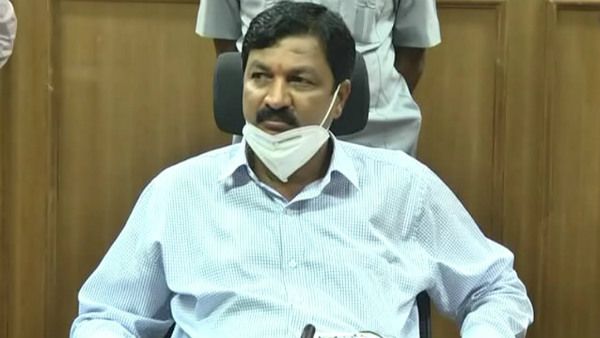 ಗೋವಾ ಸಿಎಂ ಪ್ರಮೋದ್ ಸಾವಂತ್‌ಗೆ ರಮೇಶ್ ಜಾರಕಿಹೊಳಿ ಸವಾಲ್