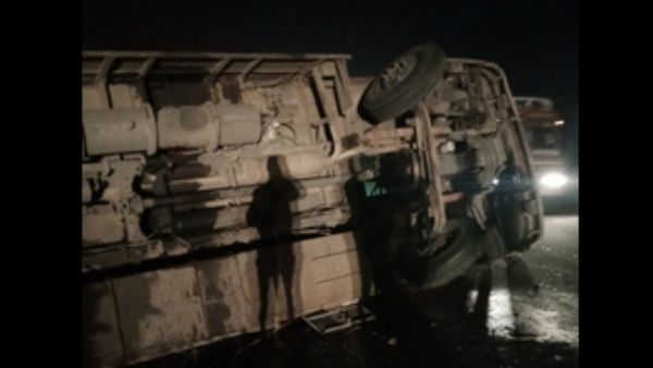 ಚಿತ್ರದುರ್ಗದಲ್ಲಿ KSRTC ಬಸ್ ಪಲ್ಟಿ; ಸ್ಥಳದಲ್ಲೇ ಇಬ್ಬರು ಸಾವು