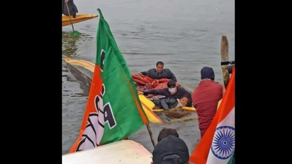 ಬಿಜೆಪಿ ಚುನಾವಣಾ ಪ್ರಚಾರದ ವೇಳೆ ಮಗುಚಿ ಬಿದ್ದ ದೋಣಿ