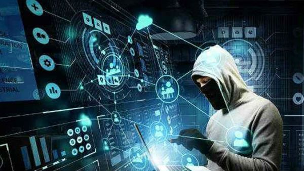 ಬ್ಯಾಂಕ್ ಹೆಸರಿನಲ್ಲಿ ಬರುವ ನಕಲಿ ಕರೆಗಳಿಗೆ ಉತ್ತರಿಸಿ ಮೋಸ ಹೋಗದಿರಿ: SBI ಎಚ್ಚರಿಕೆ