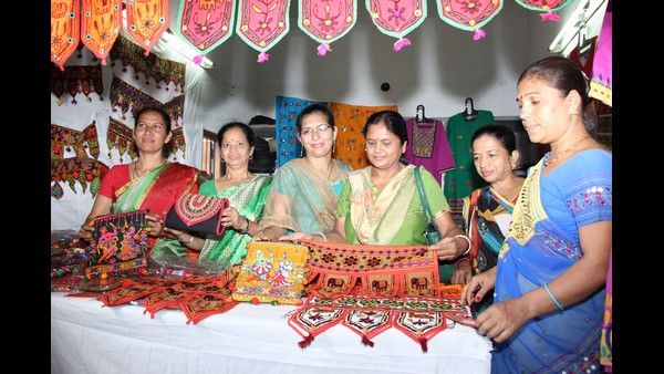 ಸಾಂಸ್ಕೃತಿಕ ನಗರಿಯಲ್ಲಿ ಗುಜರಾತ್ ಕರಕುಶಲ ಉತ್ಸವದ ಸಂಭ್ರಮ