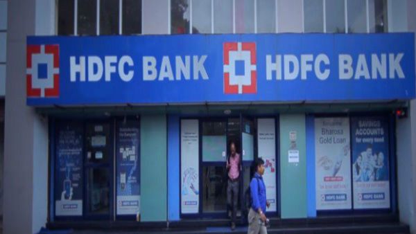 ಹೆಚ್‌ಡಿಎಫ್‌ಸಿ ಬ್ಯಾಂಕ್ ಹೊಸ ಕ್ರೆಡಿಟ್ ಕಾರ್ಡ್‌ಗೆ ಆರ್‌ಬಿಐ ತಡೆ: ಷೇರು ಕುಸಿತ