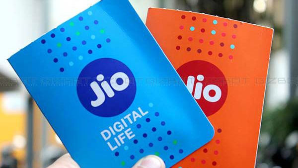 ರೈತರ ಪ್ರತಿಭಟನೆಯಲ್ಲಿ ಸಿಮ್ ಬಹಿಷ್ಕಾರ: ಏರ್ಟೆಲ್, ವಿಐ ವಿರುದ್ಧ ಜಿಯೋ ಆರೋಪ