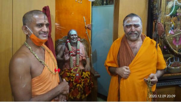 ಪೇಜಾವರ ಶ್ರೀ-ಕಂಚಿ ಶ್ರೀಗಳ ಭೇಟಿ: ರಾಮಮಂದಿರ ನಿರ್ಮಾಣಕ್ಕೆ ಸಹಕಾರ ಕೋರಿಕೆ