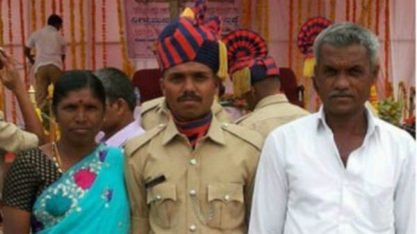 ಎಲ್ಲರ ಮೆಚ್ಚುಗೆಗೆ ಪಾತ್ರವಾದ ಸಂಚಾರಿ ಪೇದೆಯ ಮದುವೆ ಆಮಂತ್ರಣ