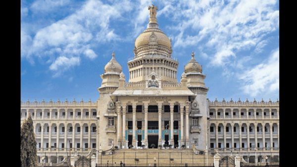 ಆಗದ ಸಂಪುಟ ವಿಸ್ತರಣೆ: ಎಲ್ಲರ ಚಿತ್ತ ತ್ರಿಮೂರ್ತಿಗಳ ಮುಂದಿನ ಹೆಜ್ಜೆಯತ್ತ