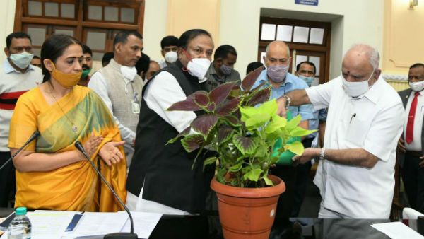 ಸರ್ಕಾರದ ಸೌಲಭ್ಯ ಪಡೆಯಲು ಇನ್ಮುಂದೆ ಕಚೇರಿಯಿಂದ ಕಚೇರಿಗೆ ಅಲೆಯಬೇಕಿಲ್ಲ!