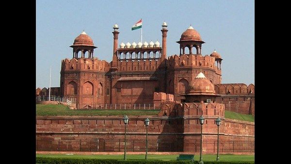 ಹಕ್ಕಿ ಜ್ವರ; ಜ.26ರವರೆಗೂ ಕೆಂಪು ಕೋಟೆಗೆ ಪ್ರವೇಶ ನಿರ್ಬಂಧ