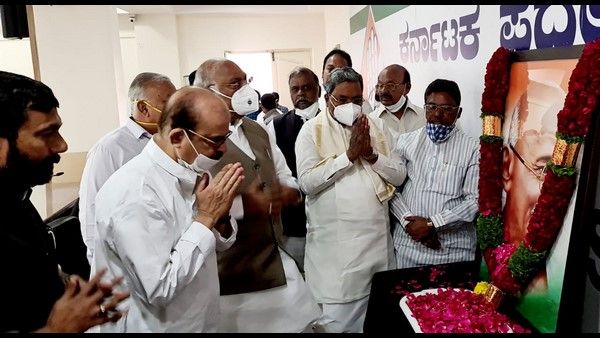 ಮಹಾತ್ಮ ಗಾಂಧೀಜಿ ಪುಣ್ಯಸ್ಮರಣೆಯ ವೇಳೆ ಬೇಸರದ ಮಾತನ್ನಾಡಿದ ಸಿದ್ದರಾಮಯ್ಯ