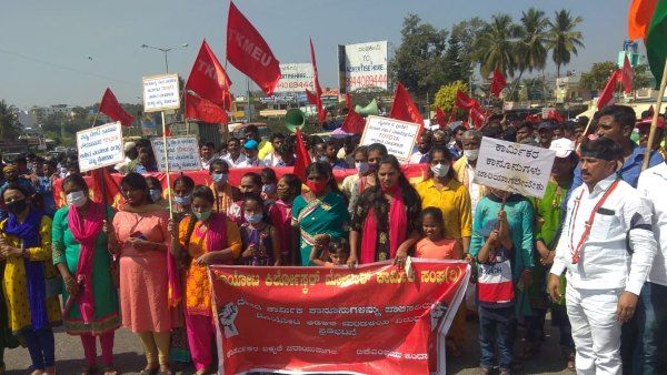 ಮಾಜಿ ಶಾಸಕ ಬಾಲಕೃಷ್ಣ ನೇತೃತ್ವದಲ್ಲಿ ಟೊಯೊಟಾ ಕಾರ್ಮಿಕರ ಪಾದಯಾತ್ರೆ